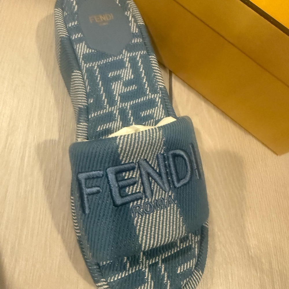 New with box Fendi Sunshine Denim-Effect Jacquard Platform Slides size 40 - Picture 2 of 9